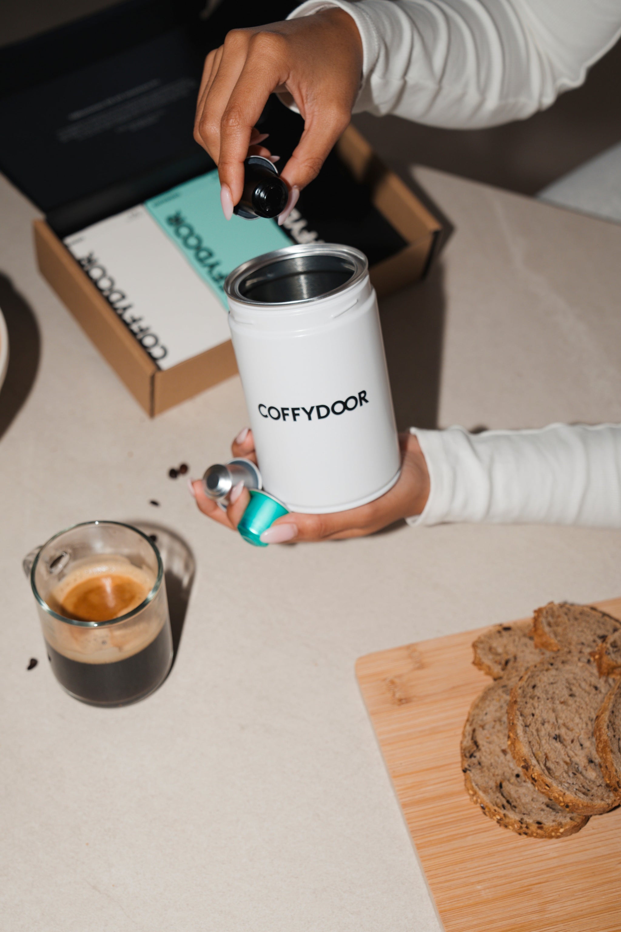 Bundle Box 250 Capsules + Take Away Cup